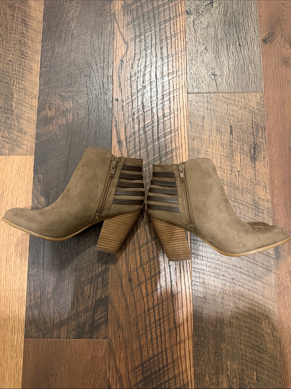 Women’s Carlos boots